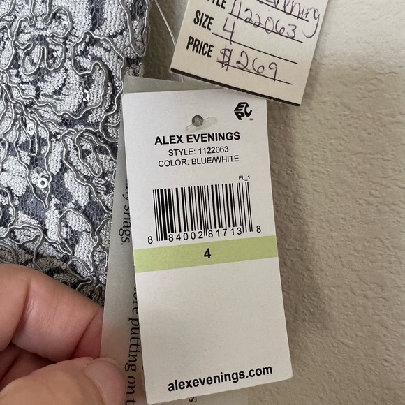 Alex Evening Wear 4 Elegant Gray Lace Evening Gown Mermaid formal NWT - Picture 7 of 12